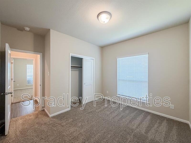 2037 Yarrelton Dr - Photo 7 of 28