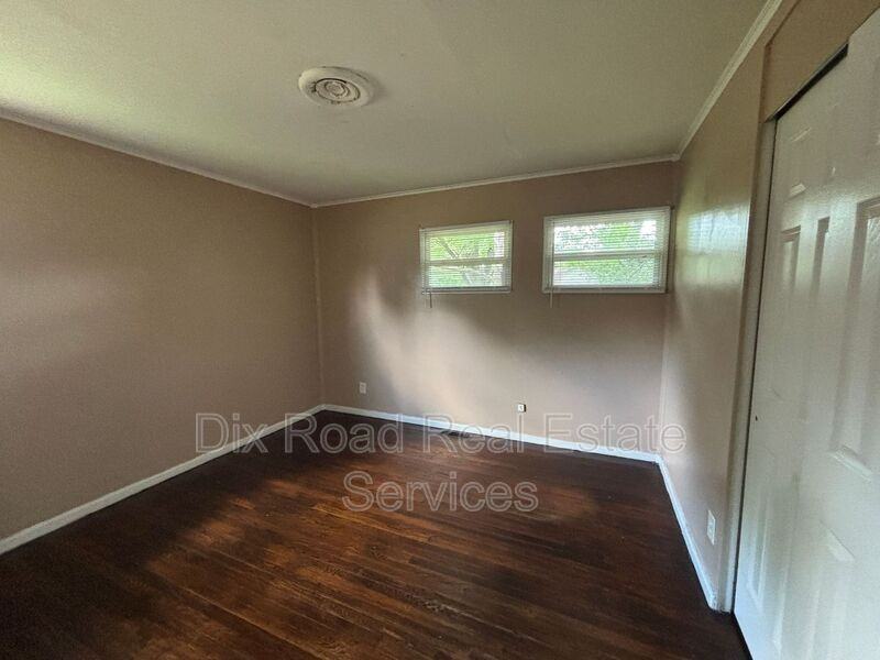 3971 Ark Ave - Photo 6 of 12