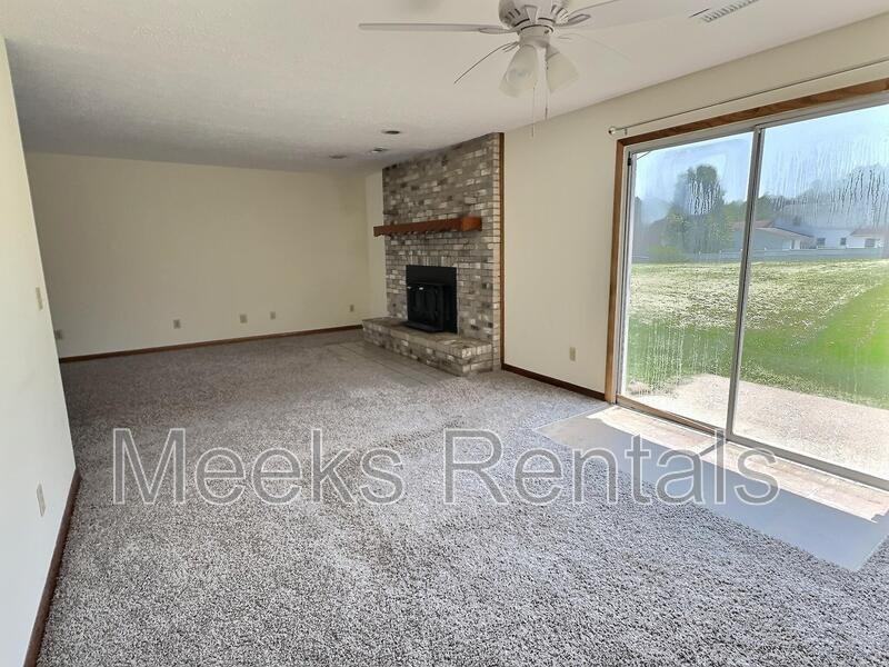 40 Maple Ln - Photo 6 of 13