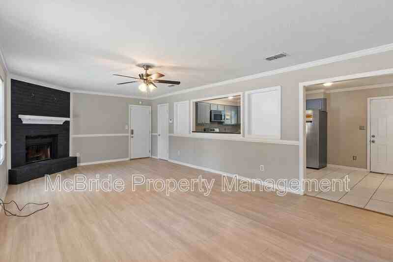 4009 Royal Oaks Ct - Photo 6 of 24