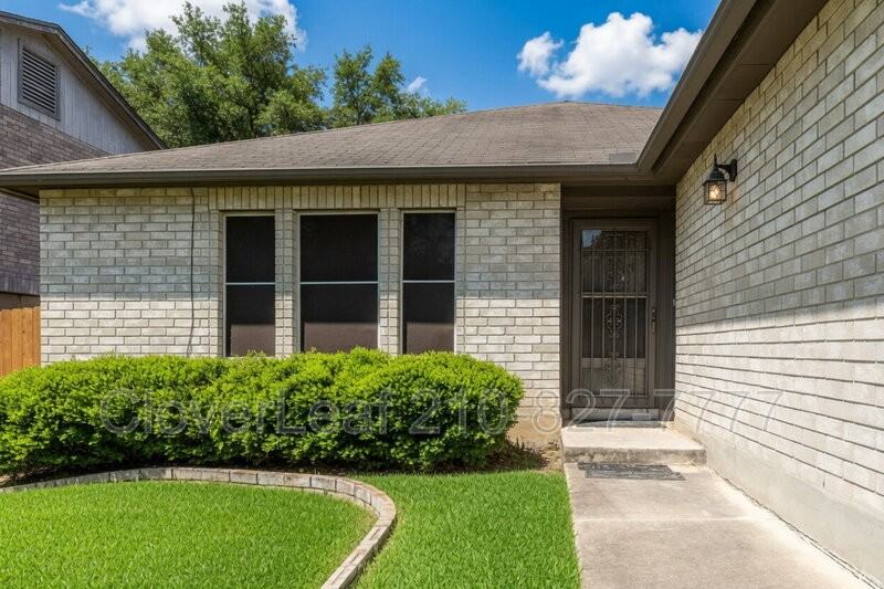 15407 Canteen Creek Dr - Photo 3 of 36