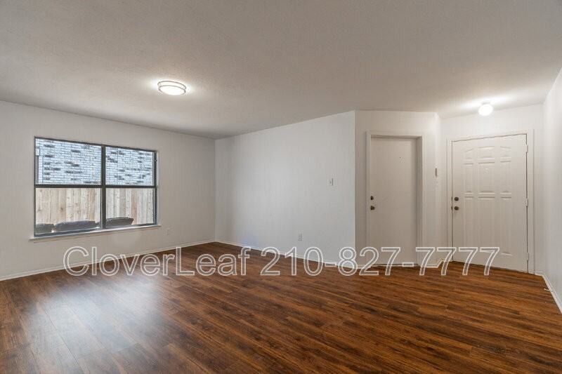 15407 Canteen Creek Dr - Photo 5 of 36