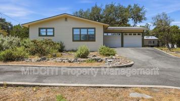 featured image of 701 Luehlfing Dr
