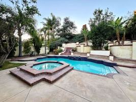 featured image of 709 S Hidden Creek Cir