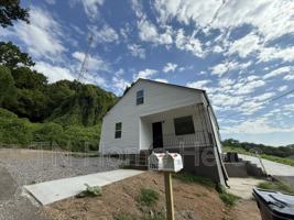 featured image of 1201 Karnes Ave