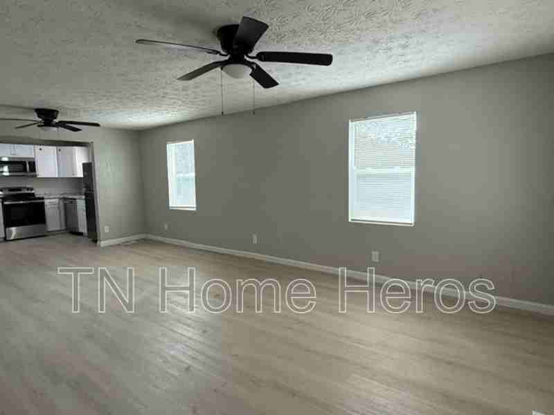 1201 Karnes Ave - Photo 3 of 5