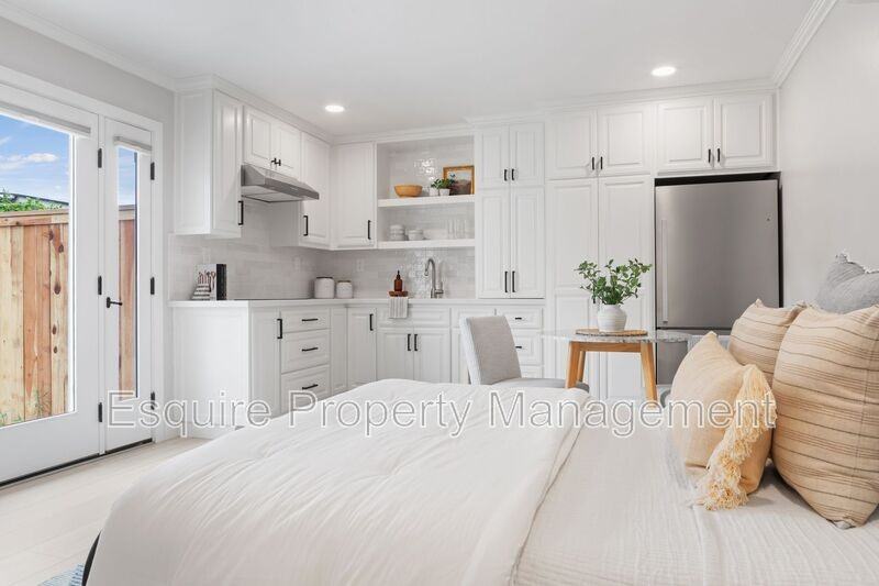 280 E Loop Dr #ADU - Photo 3 of 14
