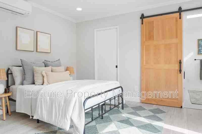280 E Loop Dr #ADU - Photo 6 of 14