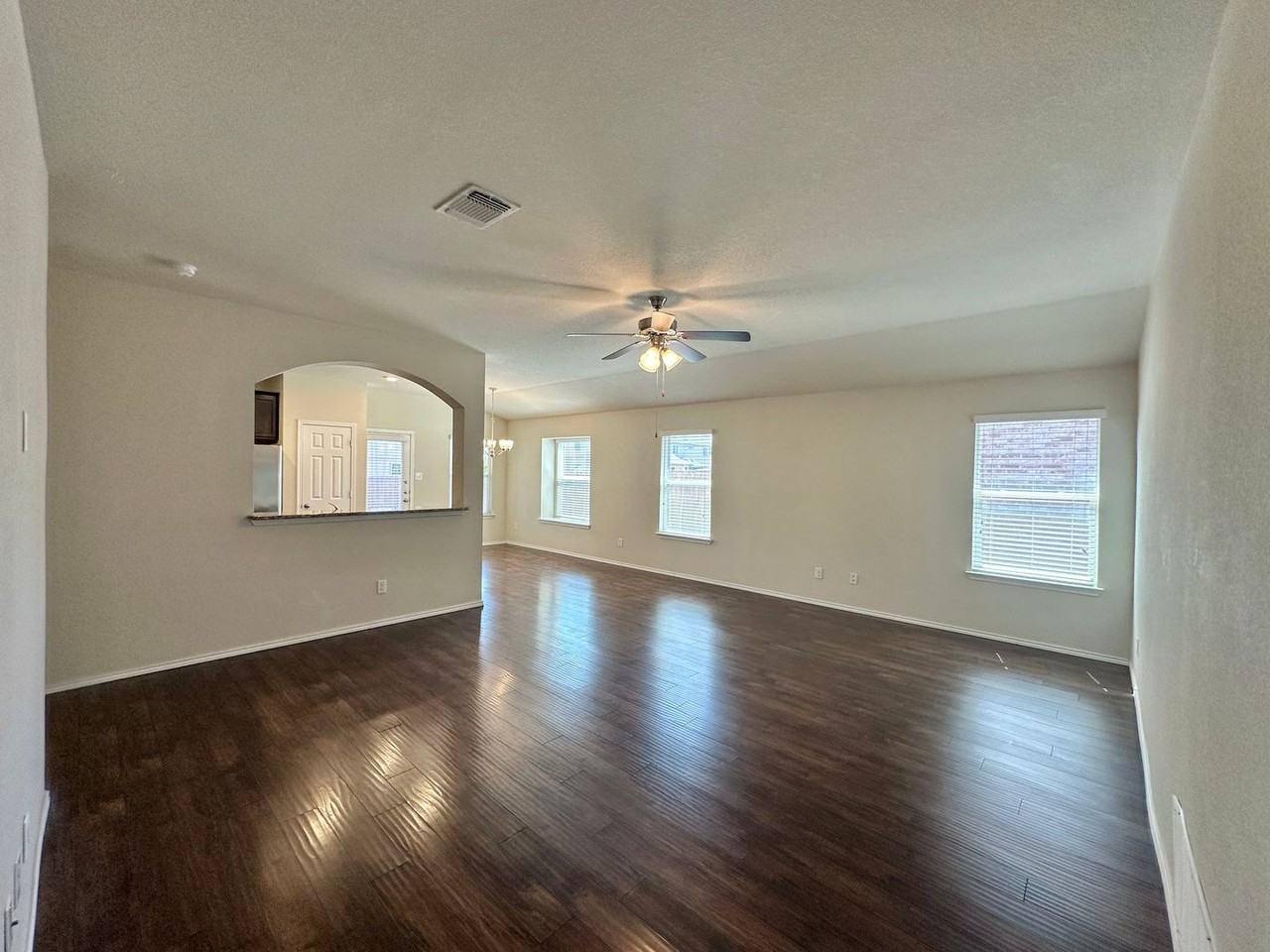 3414 Parkmill Dr - Photo 2 of 36