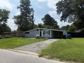 1021 Mineola Dr - Photo 1 of 1