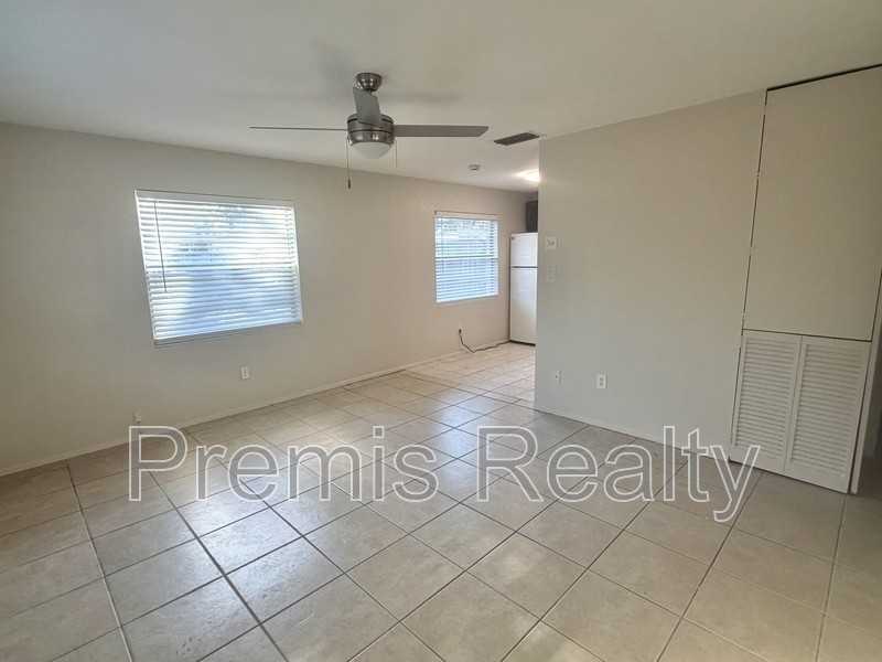 1356 Boylan Ave - Photo 3 of 11