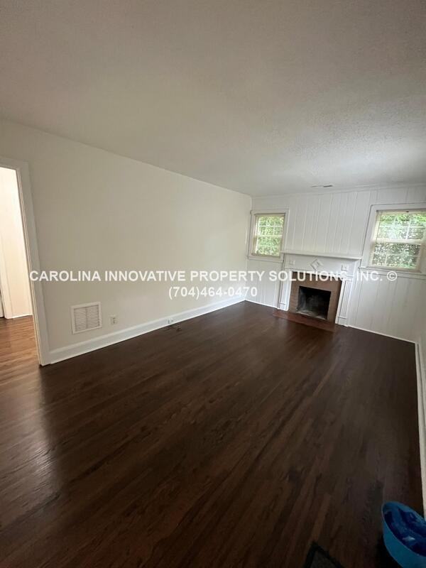 2830 Phillips Ave - Photo 2 of 22