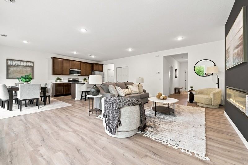 1726 Donway Dr Ne - Photo 4 of 10