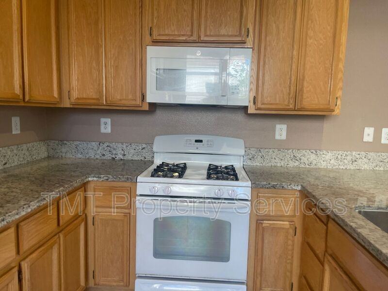 8814 Wheelton Rd - Photo 7 of 38