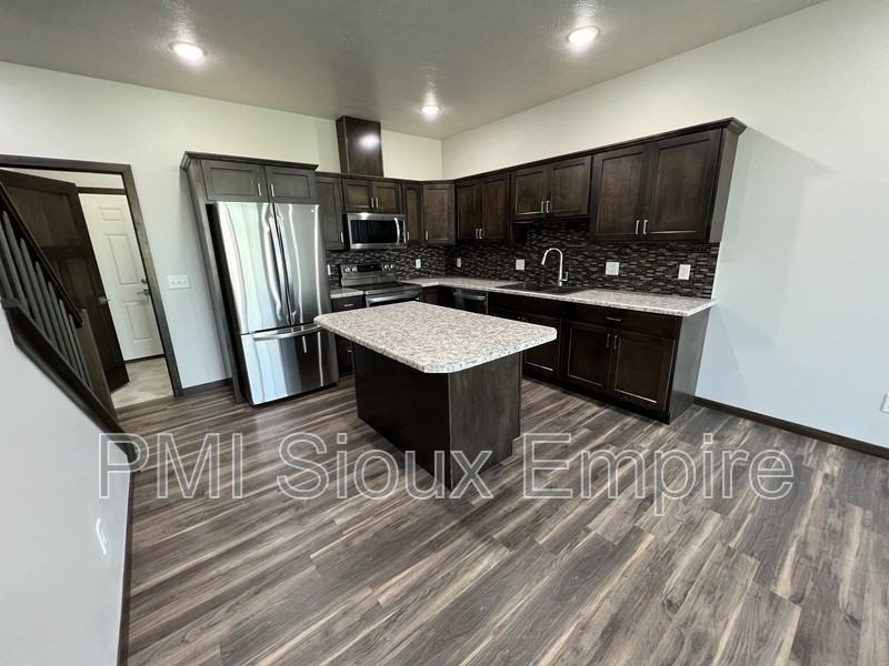 6171 S Alki Pl #6171 - Photo 5 of 28