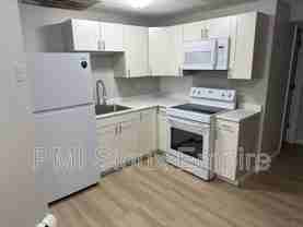 112 N Prairie Ave #4 - Photo 1 of 1