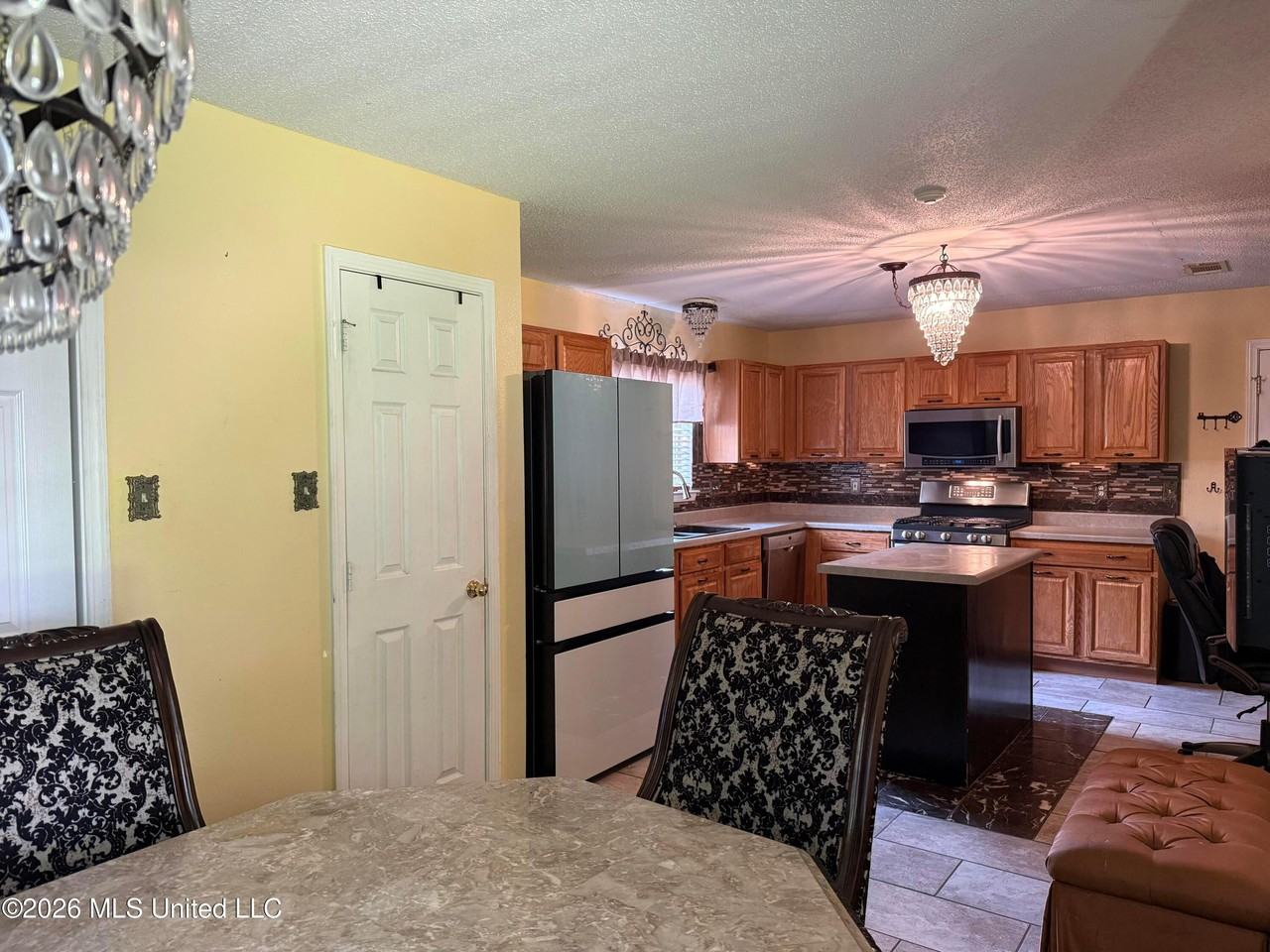 11278 River Bend Dr - Photo 7 of 10