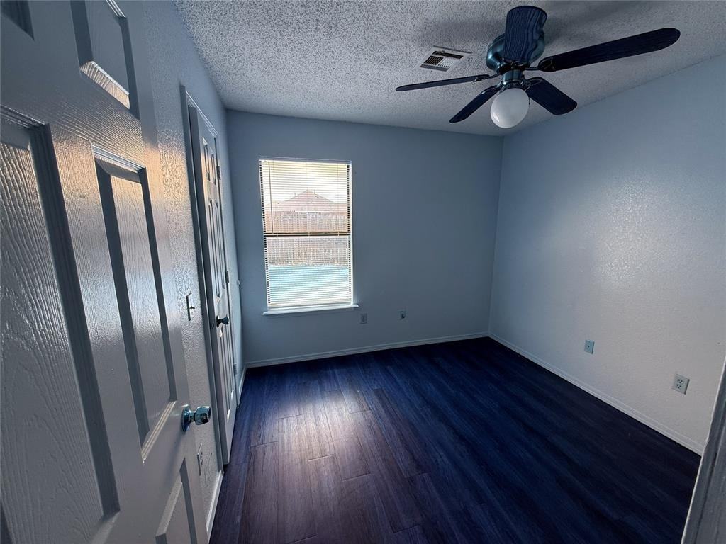 200 Brad St - Photo 6 of 10