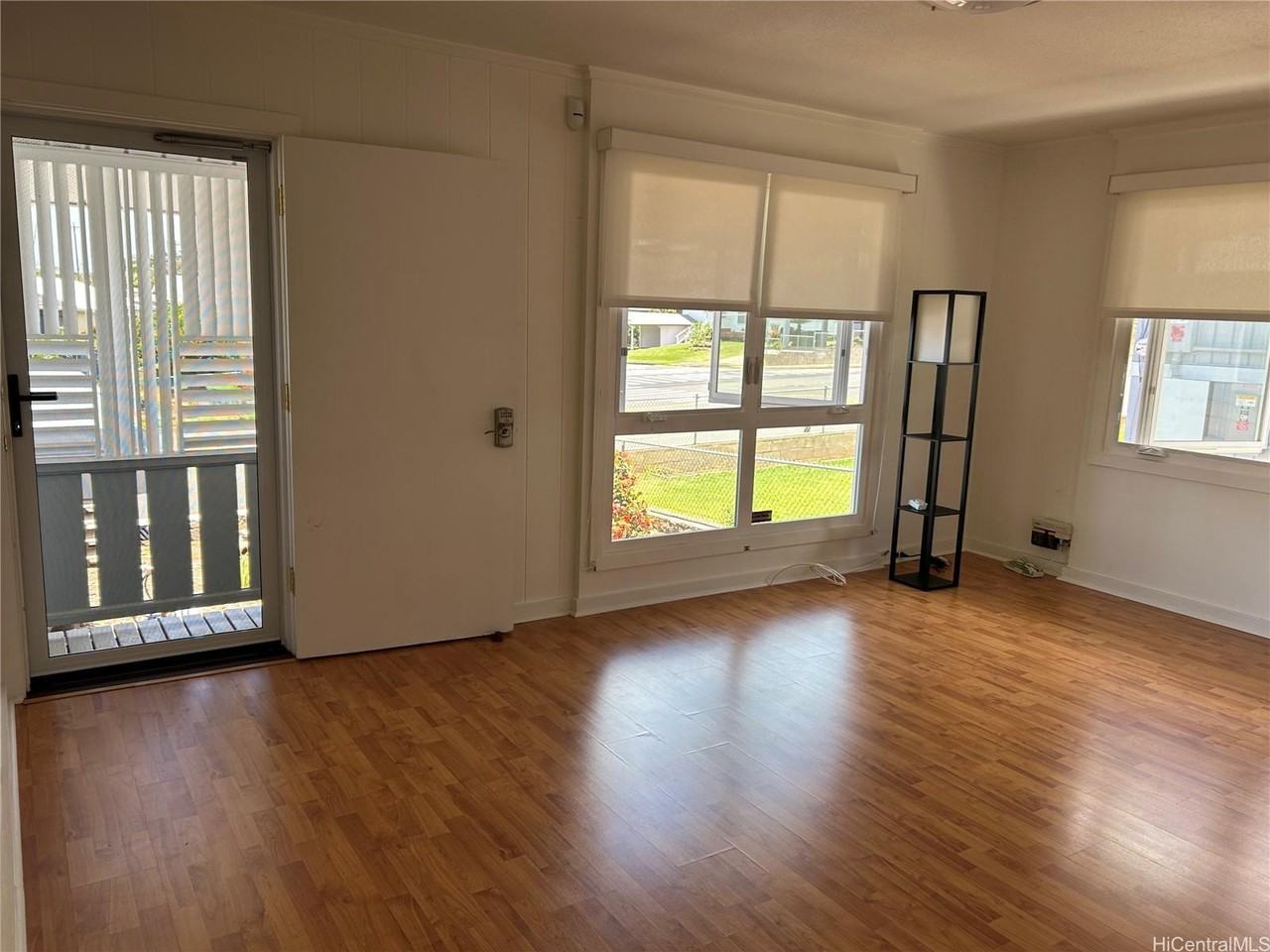 1261 Ainakoa Ave - Photo 3 of 14