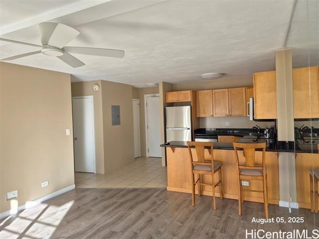 430 Kaiolu St #1002 - Photo 3 of 13