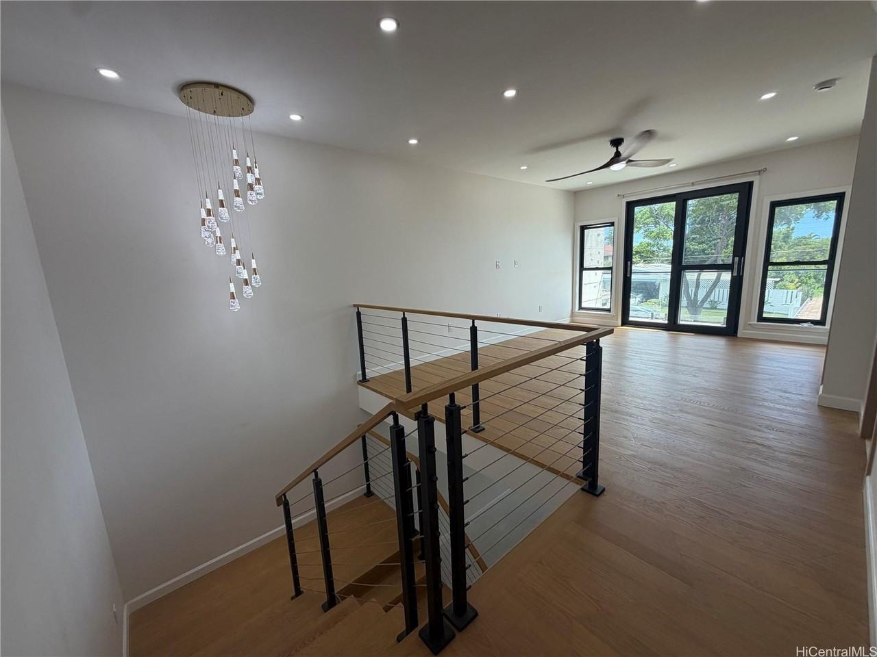 1229 Kukila St - Photo 7 of 15