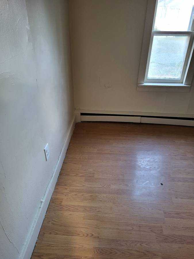 4 Essex Ave #2 - Photo 3 of 10