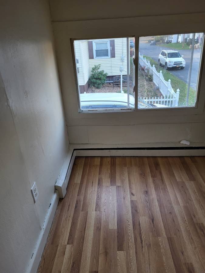 4 Essex Ave #2 - Photo 5 of 10