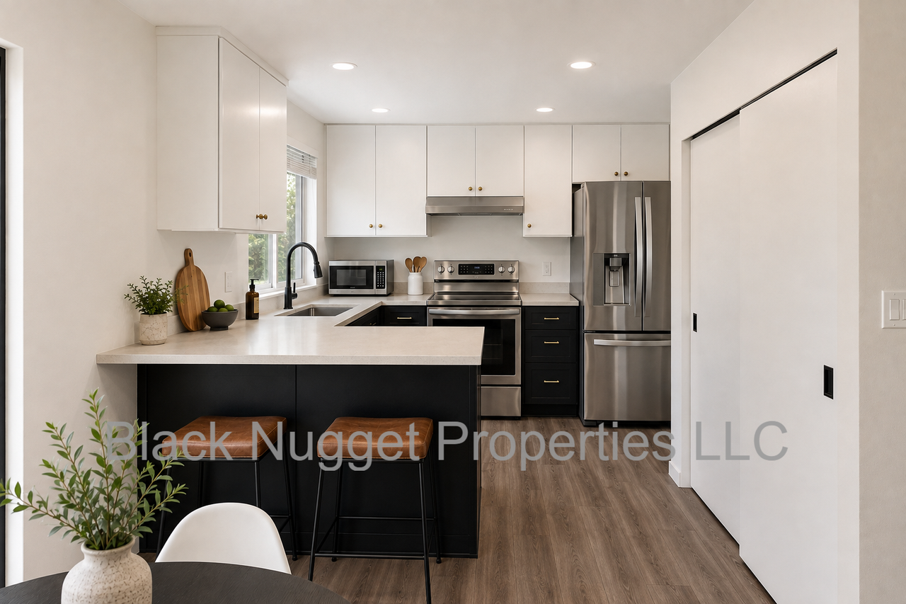 North Creek Area Home #NA - Photo 4 of 15