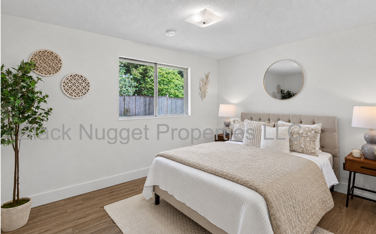 North Creek Area Home #NA - Photo 5 of 15