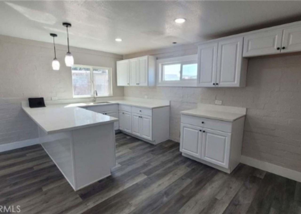 35308 Santa Fe St - Photo 3 of 10