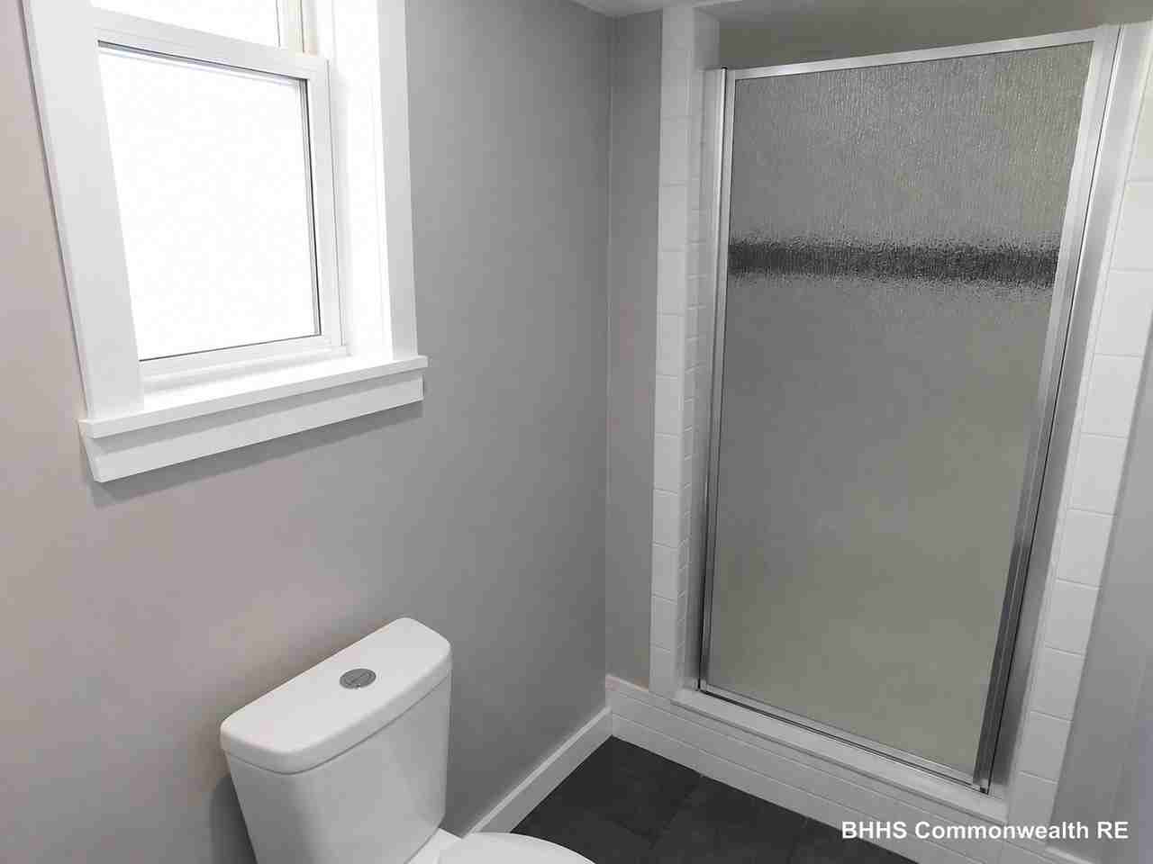 137 Hampshire St #1 - Photo 5 of 7