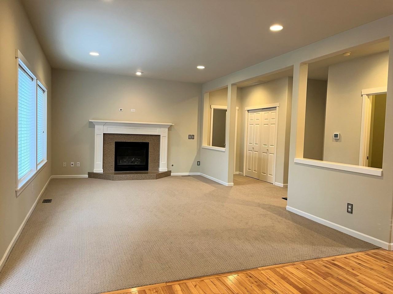 1853 Pointe Woodworth Dr Ne - Photo 4 of 17