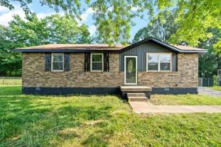 338 Woodale Dr - Photo 1 of 1