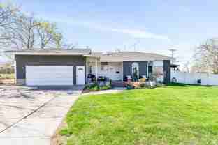 408 E 775 N - Photo 1 of 1