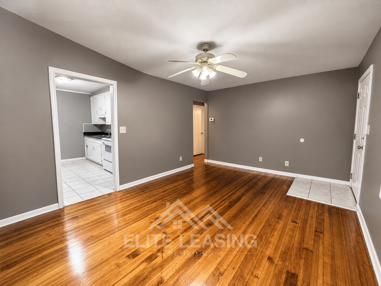 3302 Se Ohio Ave - Photo 2 of 7