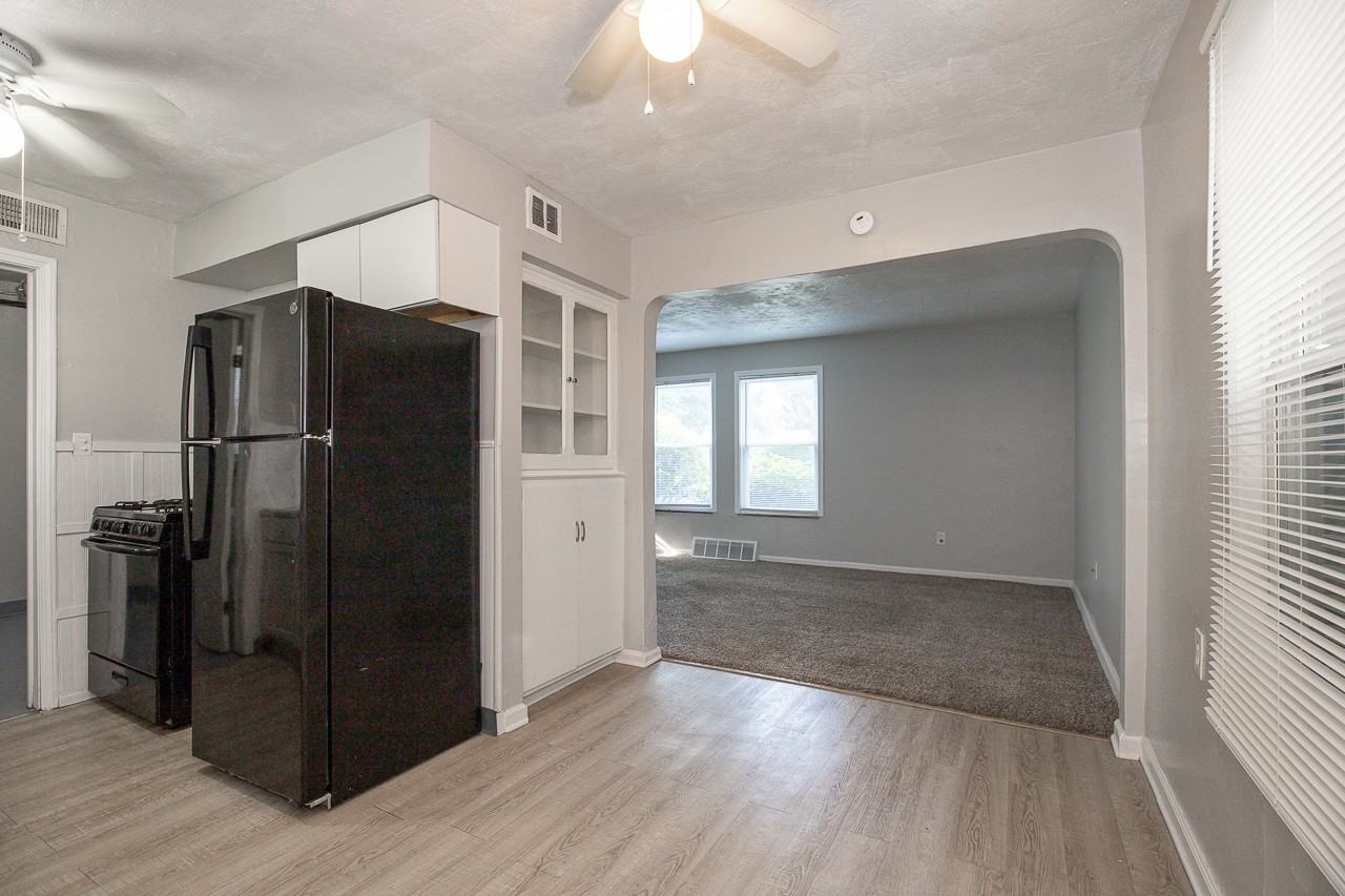 20250 Priday Ave - Photo 6 of 23