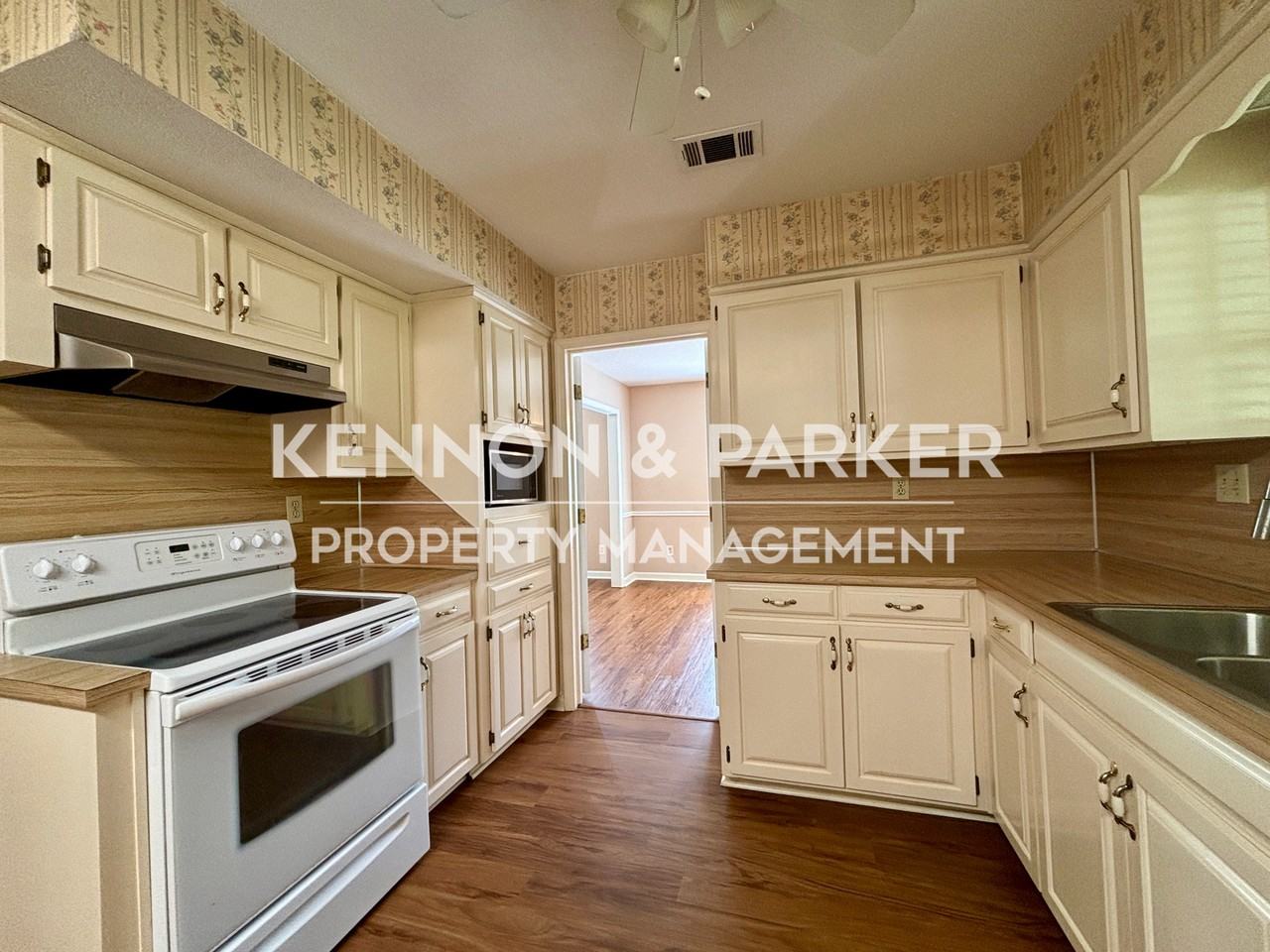 3229 Jottings Dr - Photo 6 of 20