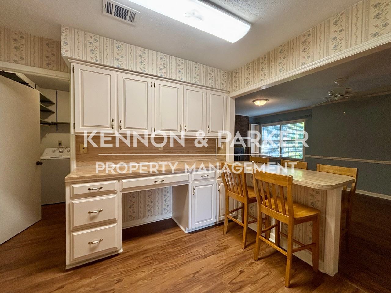 3229 Jottings Dr - Photo 7 of 20