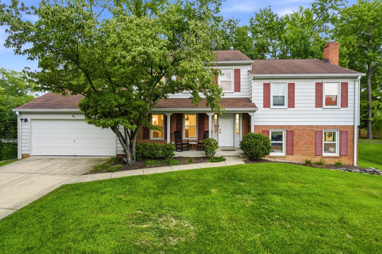 12422 Parkton St - Photo 3 of 50