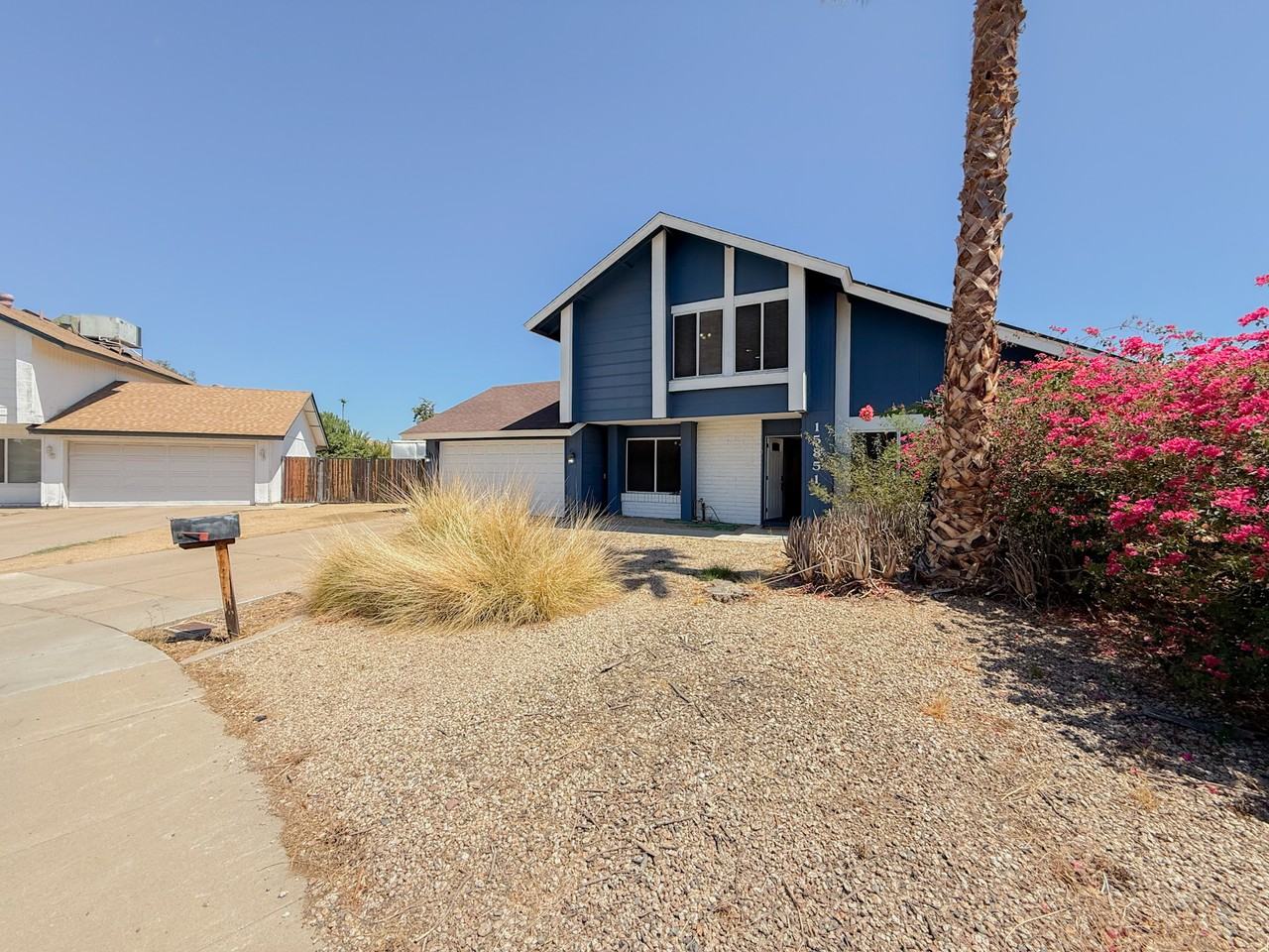 15851 N 24th Ave - Photo 3 of 45
