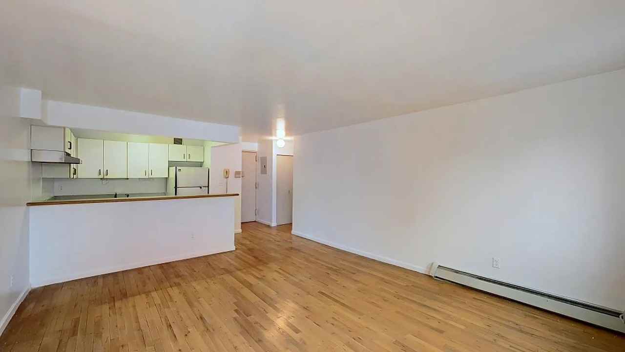 7101 Fresh Pond Rd - Photo 6 of 14