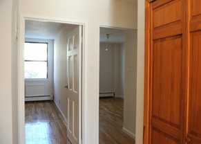 250 Columbia St - Photo 1 of 1