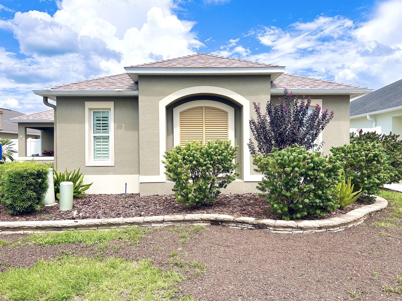 659 Reyes Ave - Photo 3 of 50