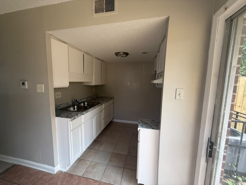 3761 Station Way - Photo 3 of 10