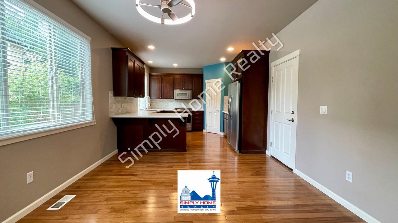 3823 Wildspitz St Se - Photo 4 of 30