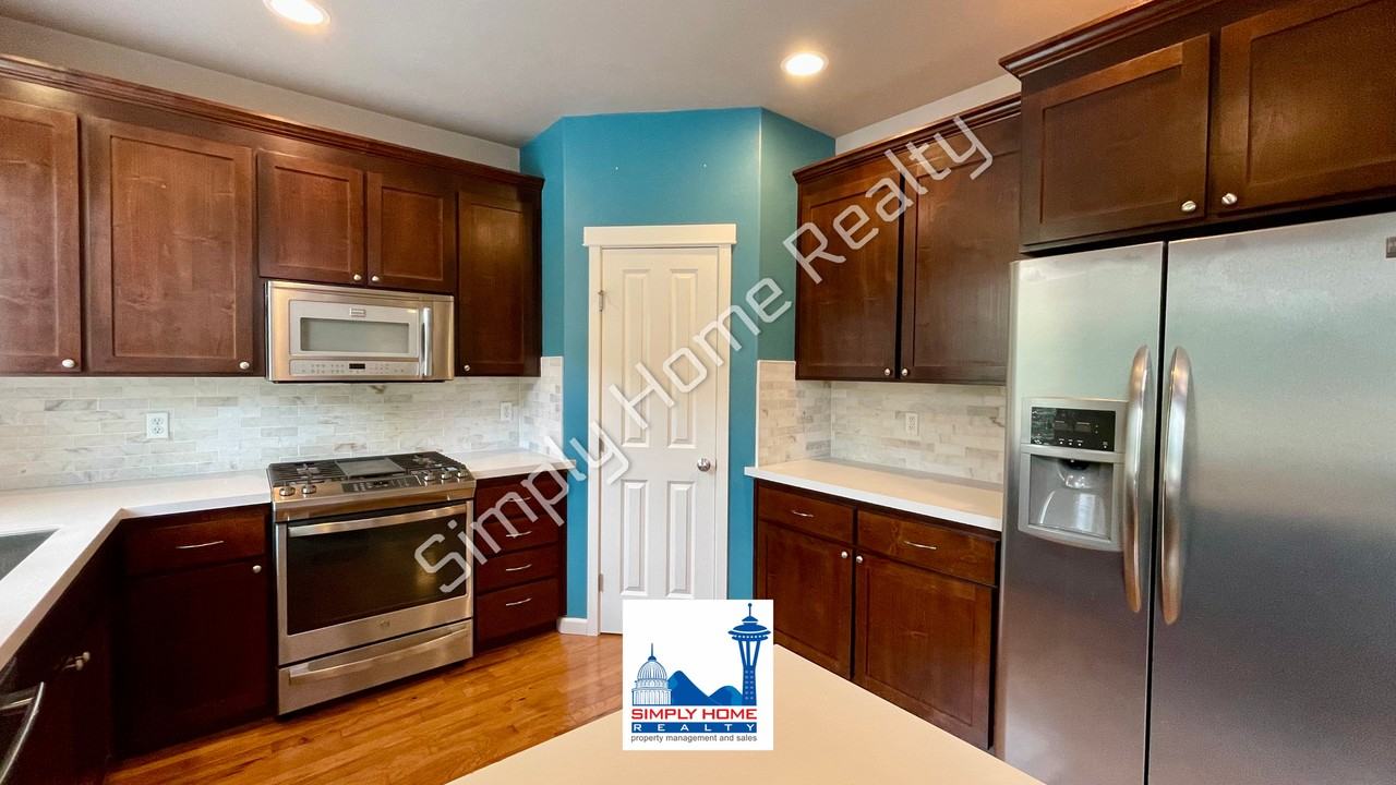 3823 Wildspitz St Se - Photo 6 of 30