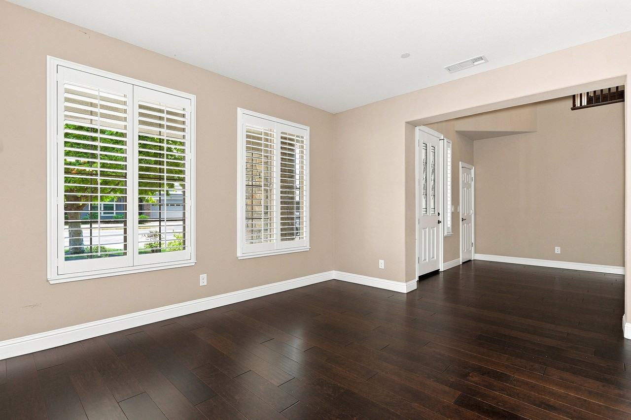 1000 Georgetown Way - Photo 4 of 20