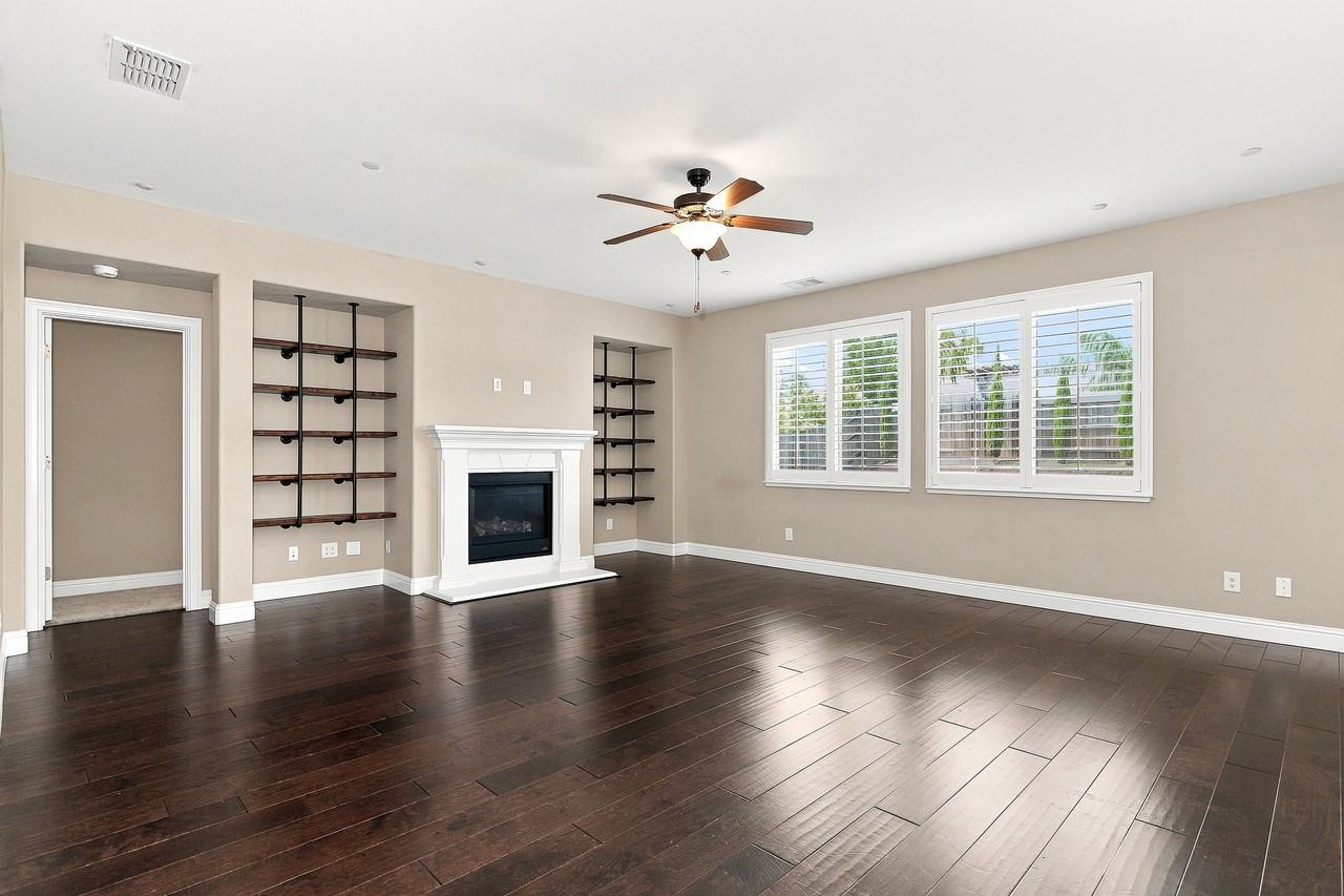 1000 Georgetown Way - Photo 6 of 20
