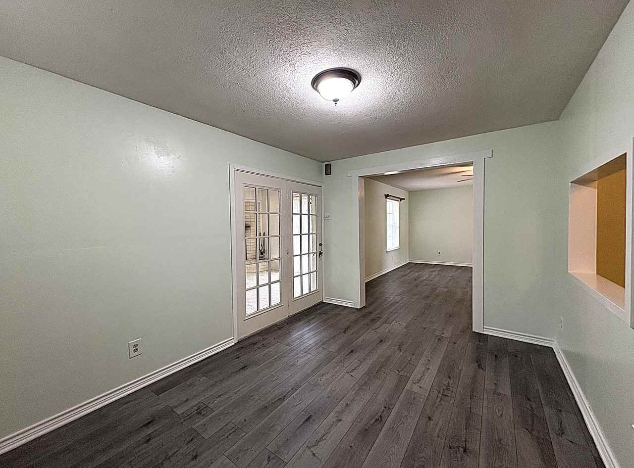 1613 Velma Ave - Photo 7 of 24