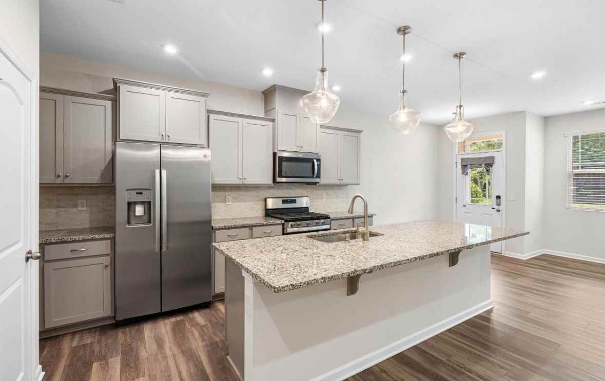 1368 Galloway Rd - Photo 5 of 13